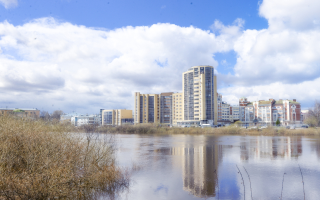 Na Prechistenskoj Naberezhnoj Apartments