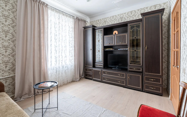 V Staro Tatarskoy Slobode Flat