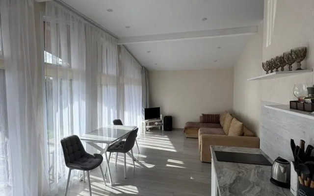 Частный Дом Сoврeменный Баpнхаус для Отдыхa