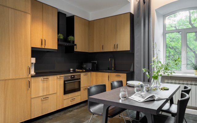 Апарт - отель Let Your Flat Nevsky 150