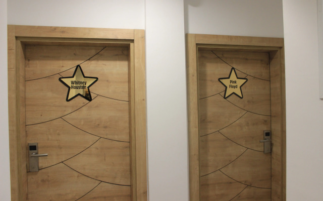 Retro Star Suites Hotel