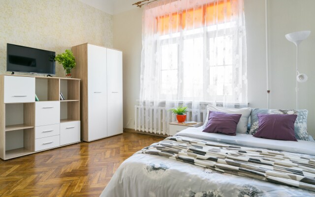 Studiya Na Vasilyevskom Ostrove Flat