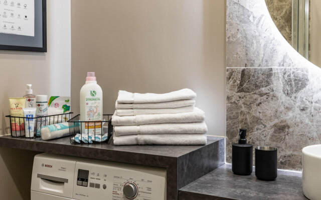 Квартира Moscow Deluxe Apartments Alcon Tower