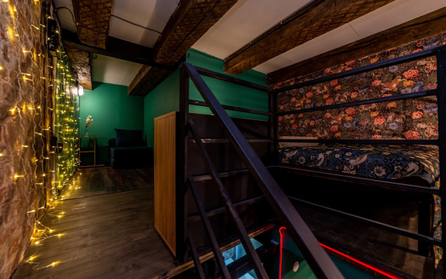 Апартаменты Лесная 61с1