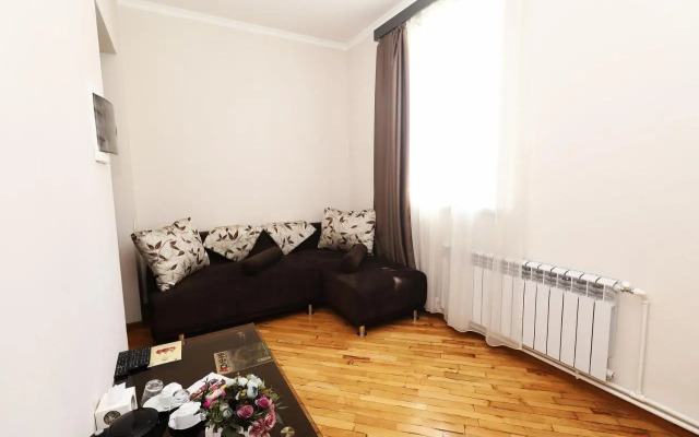 Tigran Mets Hotel