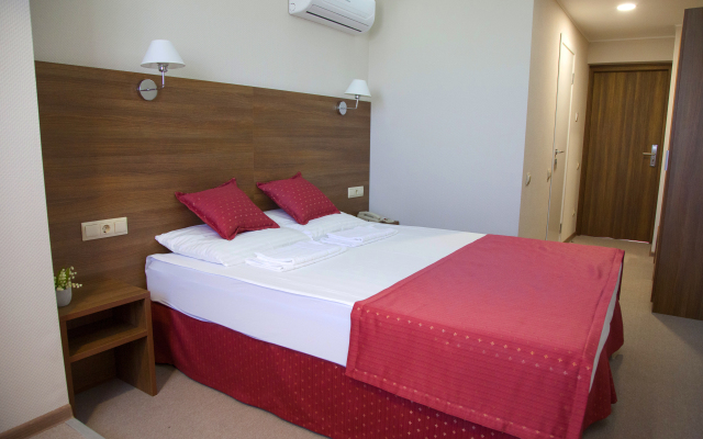 Hotel Milot