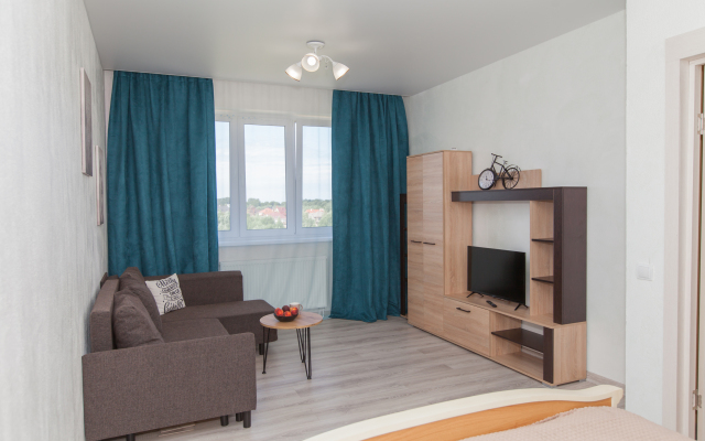 Komfortabelnaya S Krasivym Vidom Flat