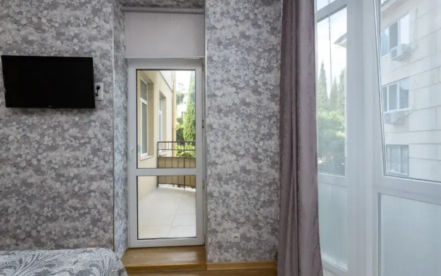 Atlant Alushta Flat
