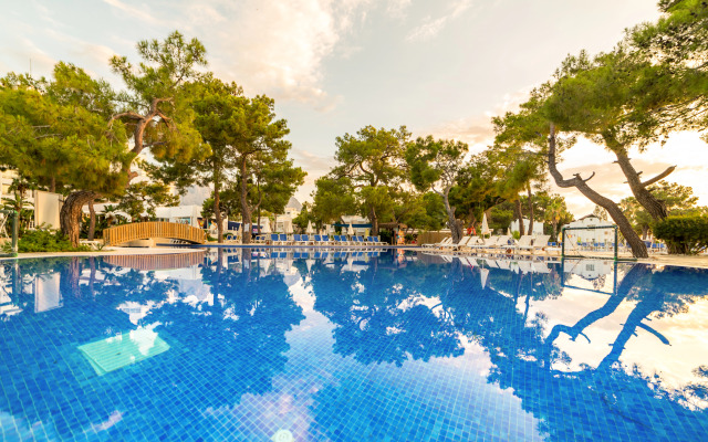 Loxia Comfort Resort Kemer