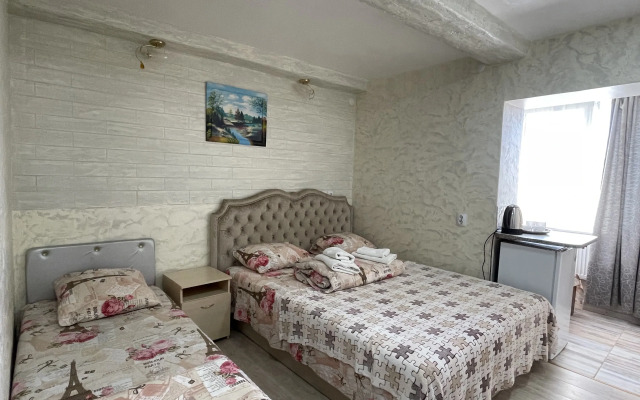 Mari-Mar Guest House