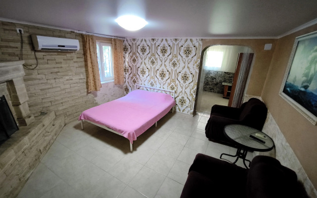 Chastny Sektor Guest House