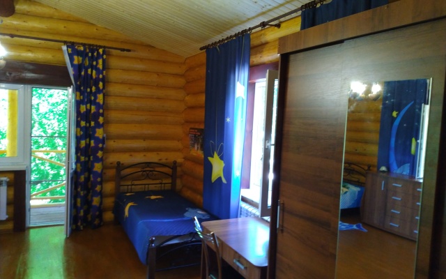 Brevenchatyij Guest House