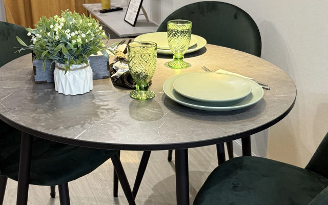 Idealnaya dlya Otdykha i Komandirovok Flat