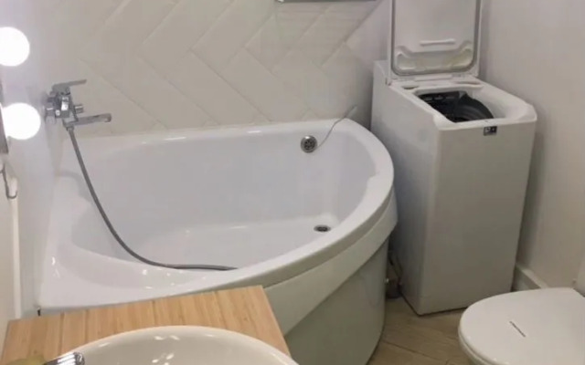 V Zhk Rivеr House Flat