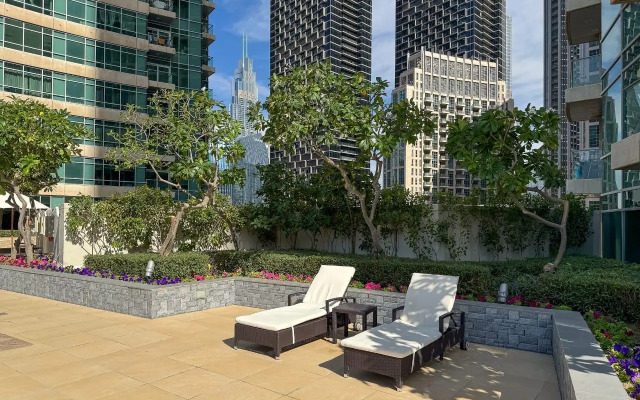 Апартаменты The Lofts Downtown Views