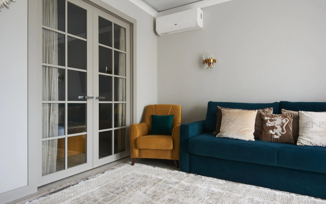 Апартаменты Red Apartments Светлана Парк Эмилия