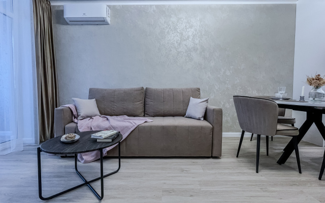 Green Fox na ulitse Trofimova Apartaments