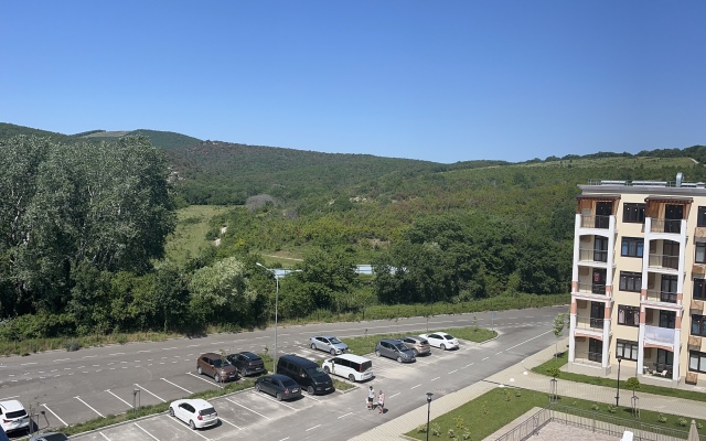 Sukko Vidovye V Zhk Kholidey Khaus Apartments
