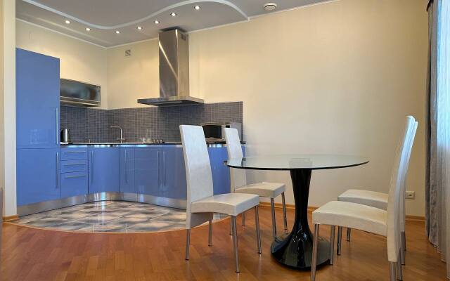 Апартаменты VEROM в ЦЕНТРЕ с видом на Петровскую набережную