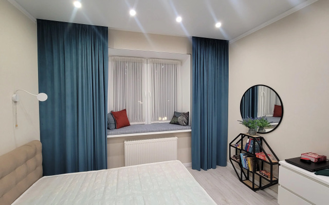 Квартира с качелями у моря