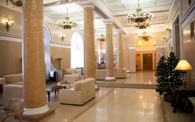 Отель Интурист