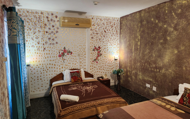 Alexander Plaza Ltd Hotel