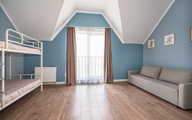 Taunkhaus u morya Private house