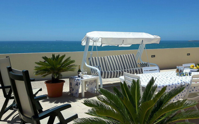 CaseSicule: Corallo Charme Sea View Apartment