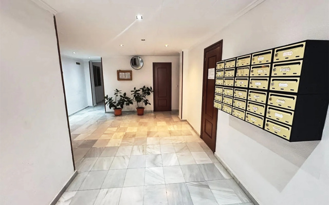 Ispanii 100 Metrov ot Morya na Luchshem Plyazhe Goroda Torrevekha Apartment