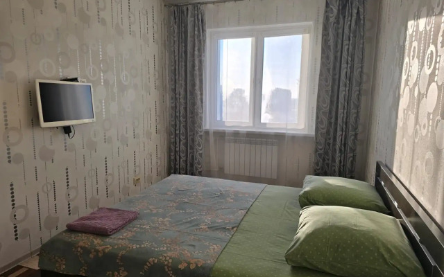 Квартира Трехкомнатная Сургут