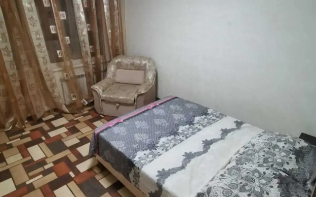 Квартира двухкомнатная на Союза Республик 22