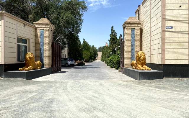Qibla Tozabog Hotel