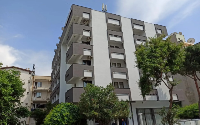 Dias Hotel