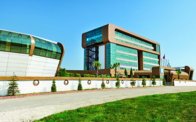 Отель Wyndham Cerkezkoy