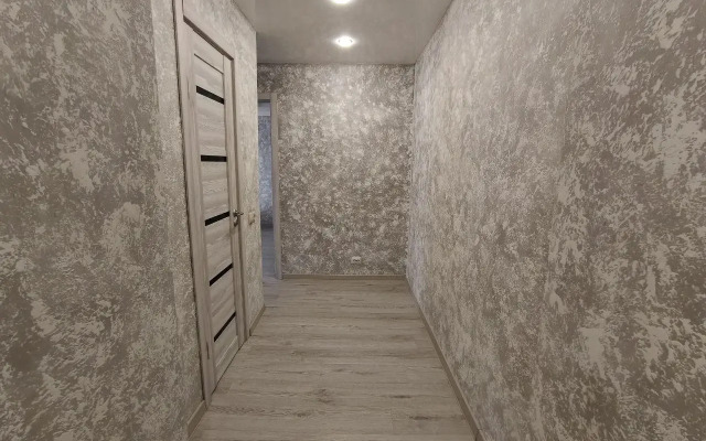 Na Kosmonavtov 9a Flat
