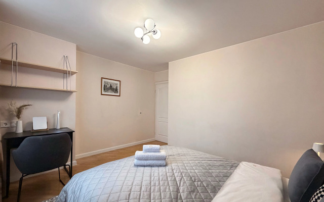 3-Komnatnye Homeapart Nemiga 12 Apartments