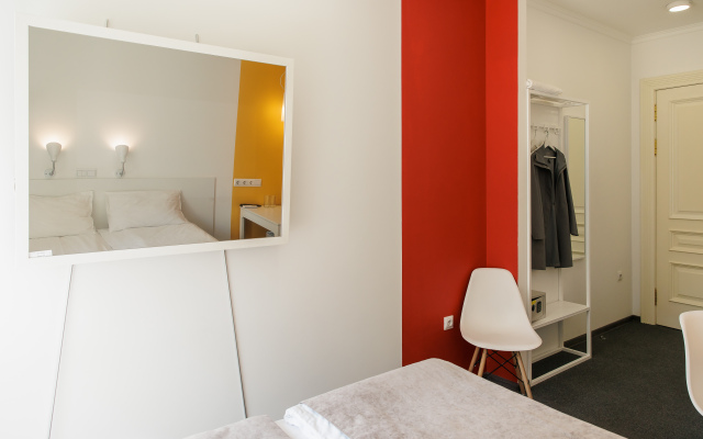 Artbox Hotel