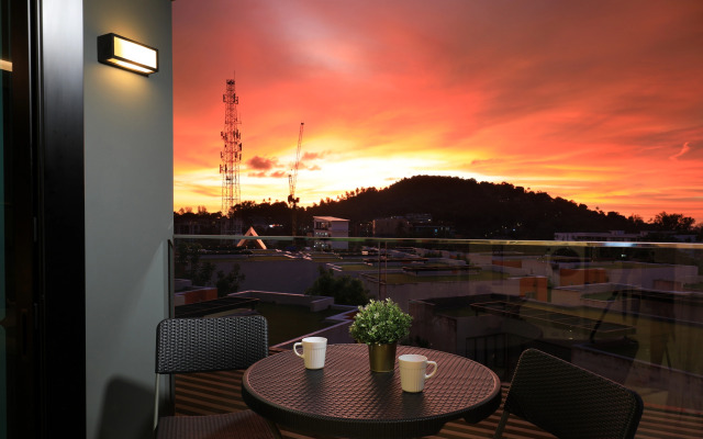 Апартаменты 1-к с видом на море MIDA-A208 Capital Pro