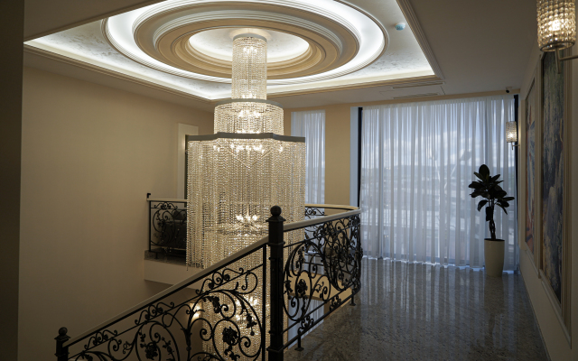 Igit Plaza Hotel