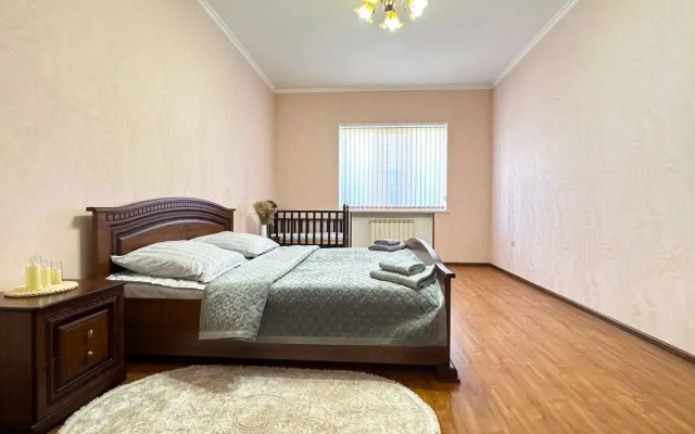 S Basseynom Private House
