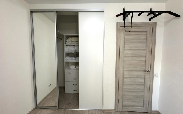 Elitnyye na Beregu Reki Tura s Vidom na Most Vlyublennykh Apartments