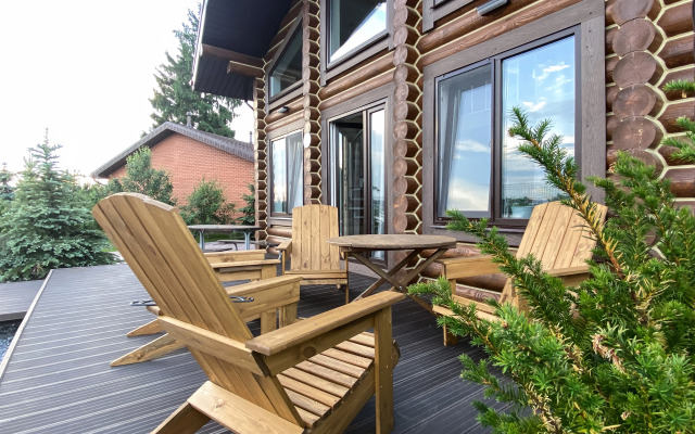 Tri Izby Private house