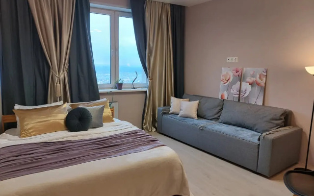 Квартира ЕвроДвушка Аксакова 81/1 на 17 Этаже до 7 Чел