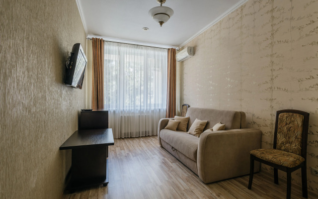 Yolochka Hotel