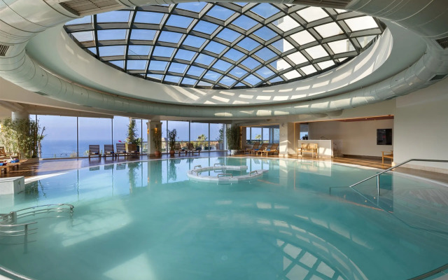 Royal Teos Thermal Resort Clinic & Spa Resort (Halal Hotel)
