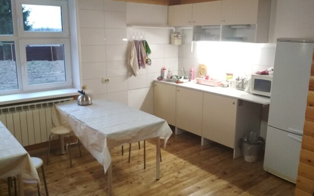 Bolhov Guest house