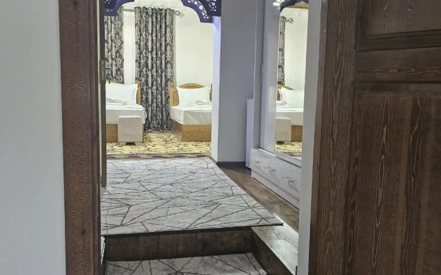 Butik-otel' Parvina  in old city