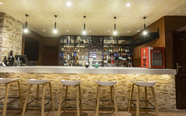 Отель Airport View