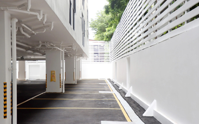 Отель UTD8 Hotel & Residence