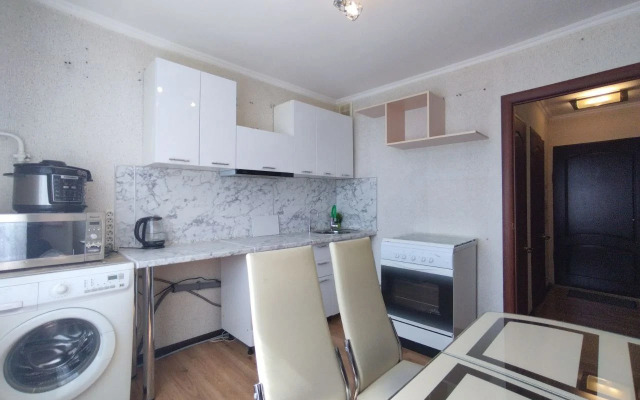 Vmestitelnaya I Uyutnaya 2 Komnatnaya Flat